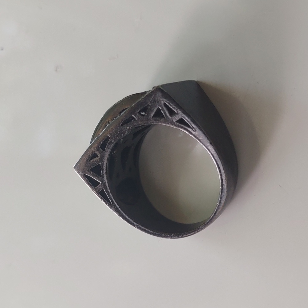 Silver Tone Channel-Set CZ Pave Signet Ring Size 8 - 9 grams - Picture 4 of 9